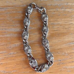 Vintage Goldette NY Bracelet Pearls Chained Silver Tone 3 inch Womens